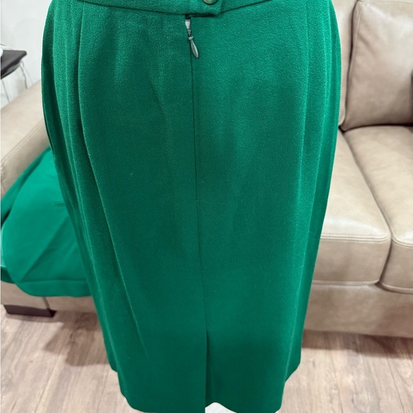 Jones New York Green Blazer & Skirt Set Size 14 Career Professional Office - Picture 4 of 10
